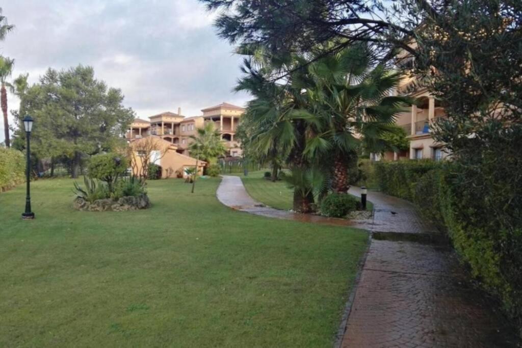Precioso Apartamento Muy Cerca De La Playa Chiclana de la Frontera Eksteriør bilde